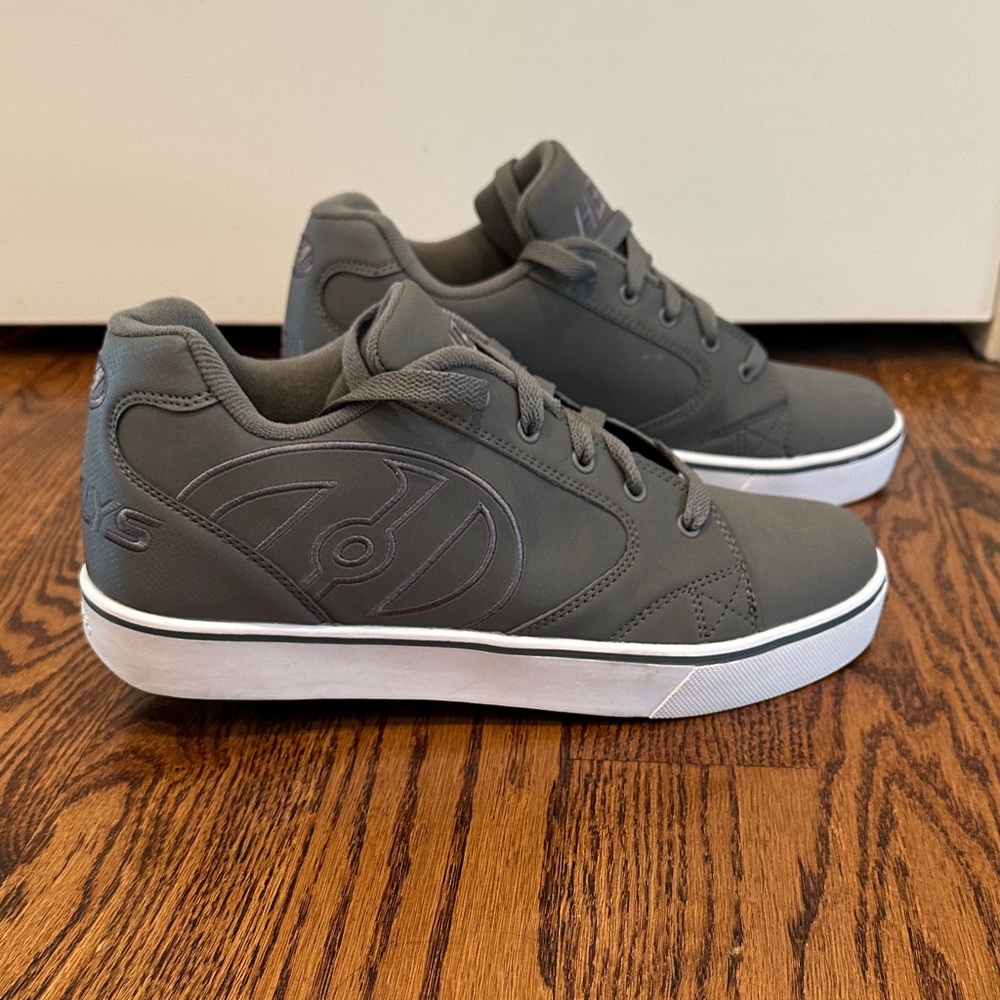 Heelys - NWOT - Size 10